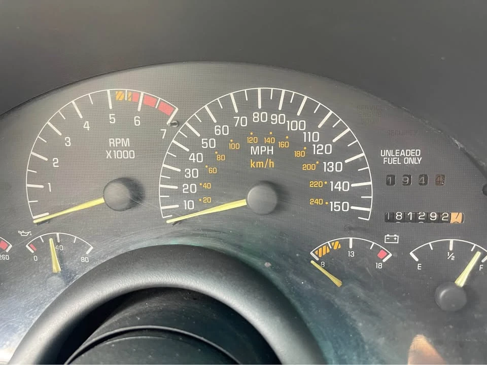 1994 Pontiac Firebird Formula 4th Gen - Image 9 of 10