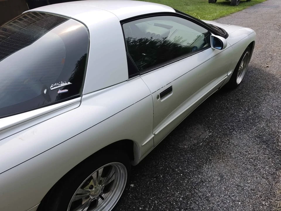 1994 Pontiac Firebird Formula 4th Gen - Image 9 of 19