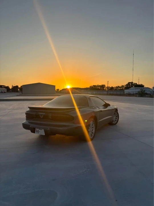 1994 Pontiac Firebird Formula 4th Gen - Image 2 of 3