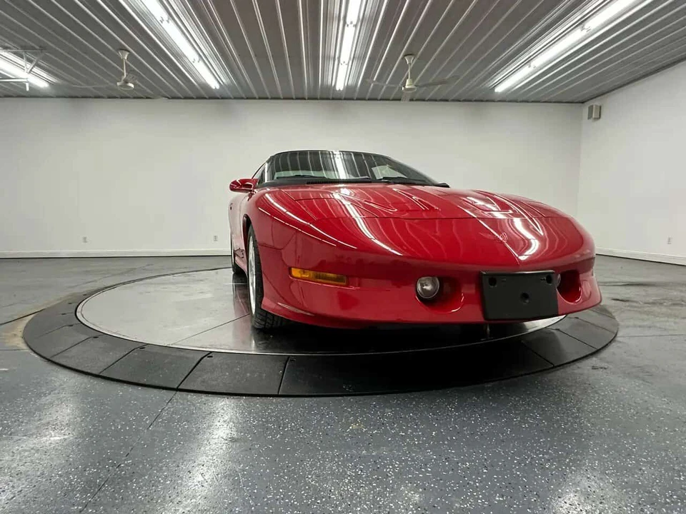 1994 Pontiac Firebird Formula 4th Gen - Image 10 of 31