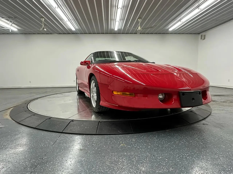 1994 Pontiac Firebird Formula 4th Gen - Image 13 of 31