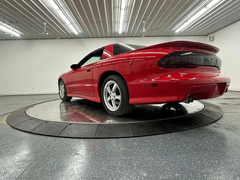 1994 Pontiac Firebird Formula 4th Gen - Image 25 of 31