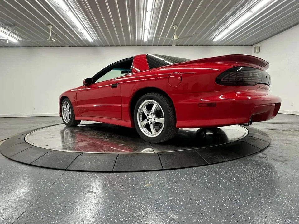 1994 Pontiac Firebird Formula 4th Gen - Image 26 of 31