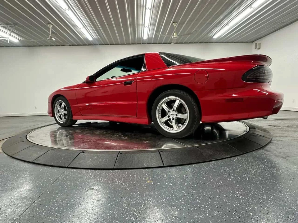 1994 Pontiac Firebird Formula 4th Gen - Image 27 of 31