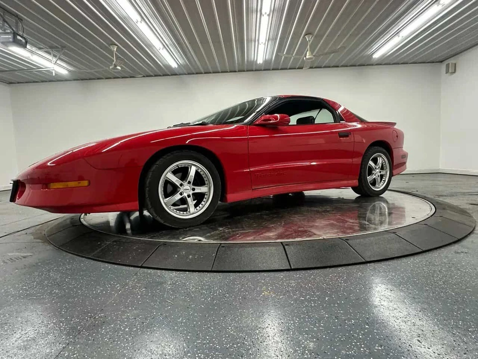 1994 Pontiac Firebird Formula 4th Gen - Image 2 of 31