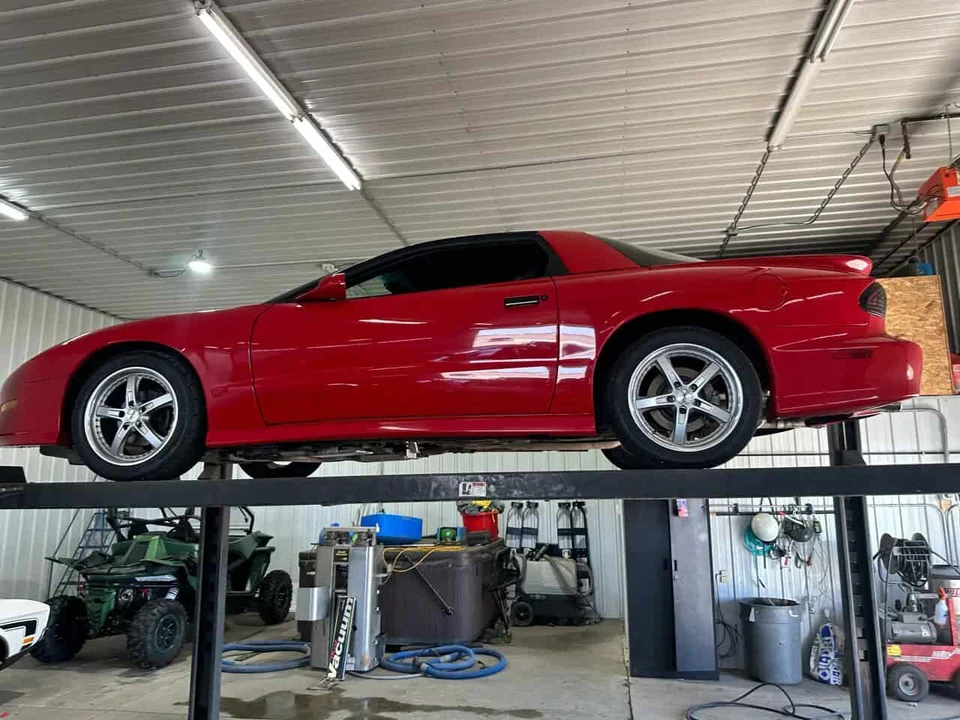 1994 Pontiac Firebird Formula 4th Gen - Image 5 of 31