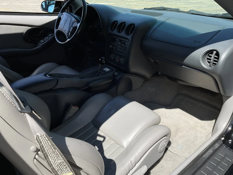 1994 Pontiac Firebird 4th Gen - Image 9 of 12