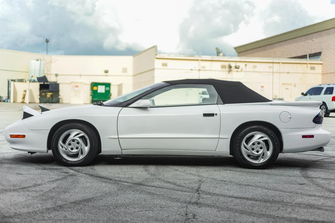 1994 Pontiac Firebird 4th Gen - Image 3 of 31