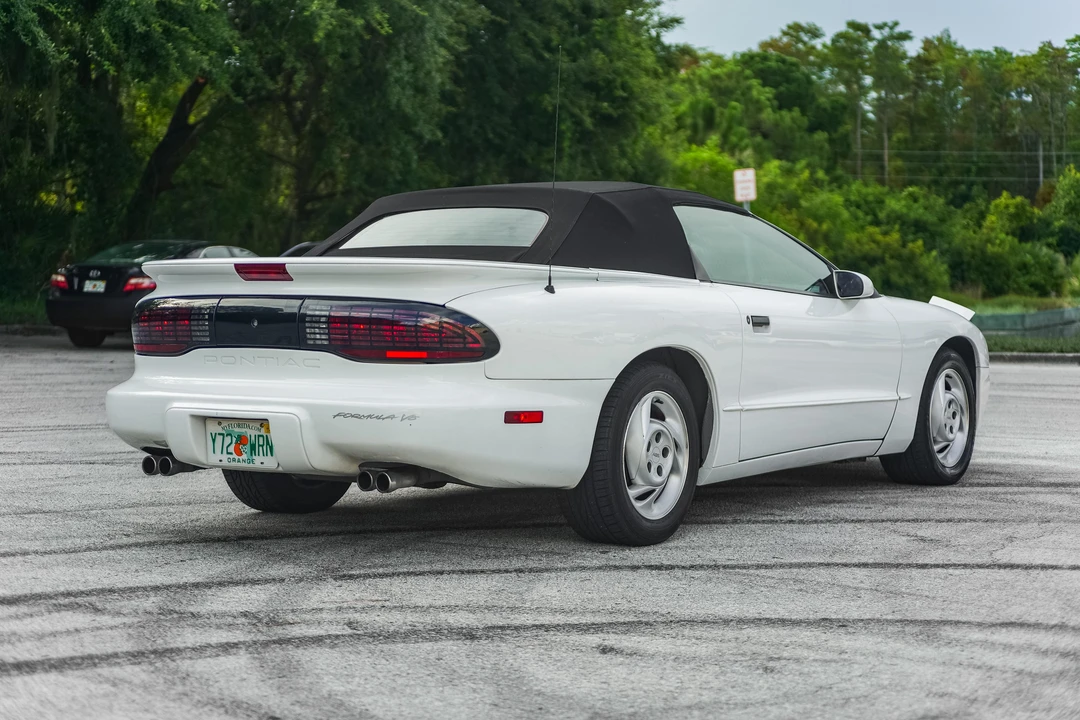 1994 Pontiac Firebird 4th Gen - Image 11 of 31