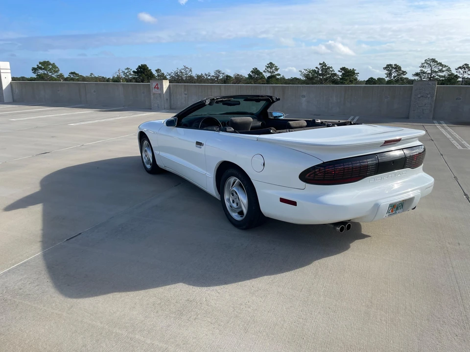 1994 Pontiac Firebird 4th Gen - Image 7 of 31