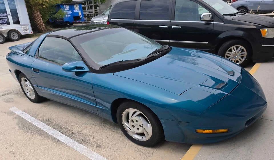 1994 Pontiac Firebird 4th Gen - Image 2 of 10