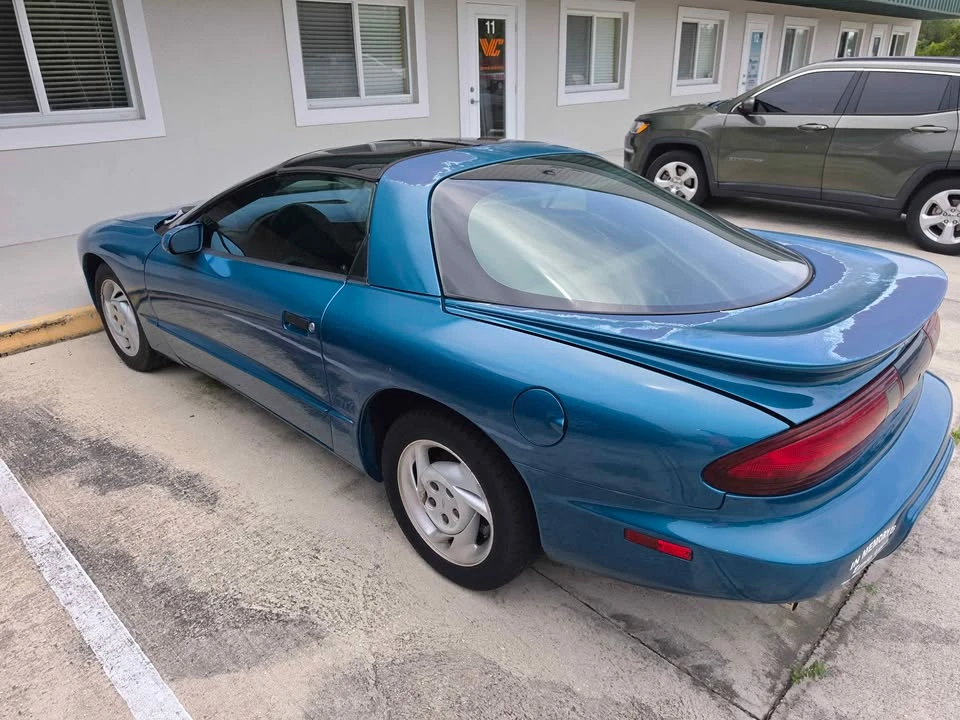 1994 Pontiac Firebird 4th Gen - Image 5 of 10