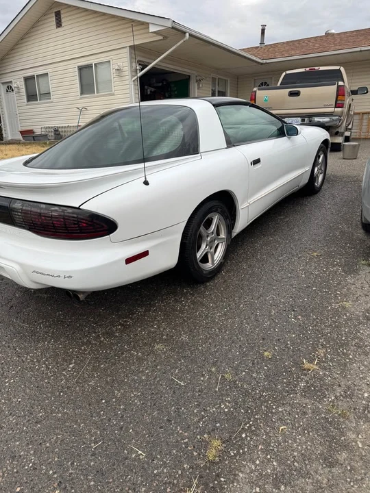 1994 Pontiac Firebird 4th Gen - Image 4 of 9