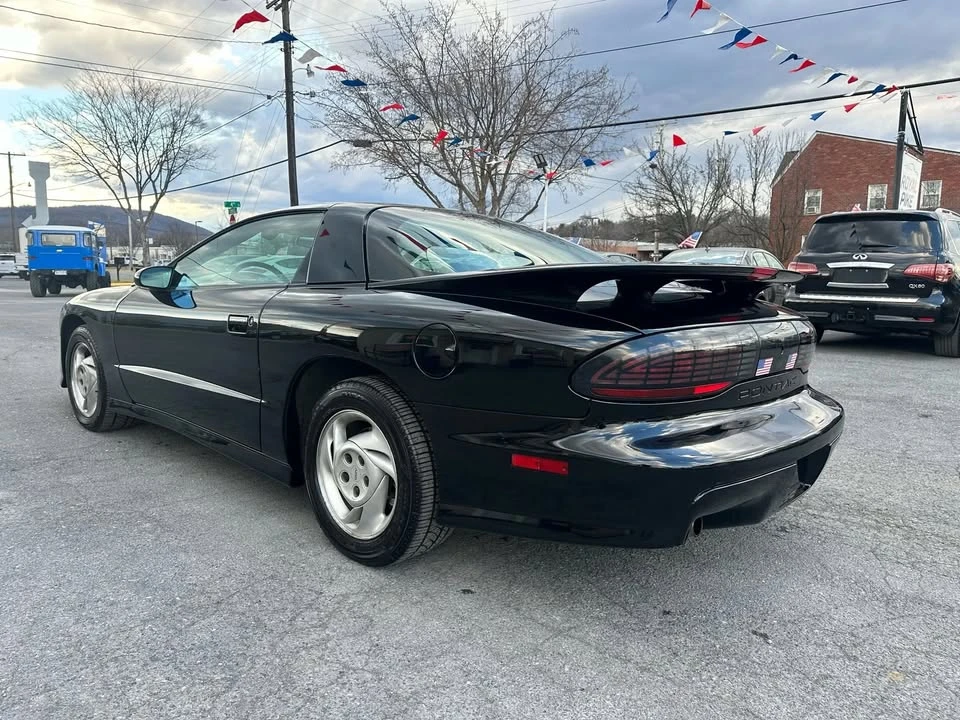 1994 Pontiac Firebird 4th Gen - Image 11 of 20