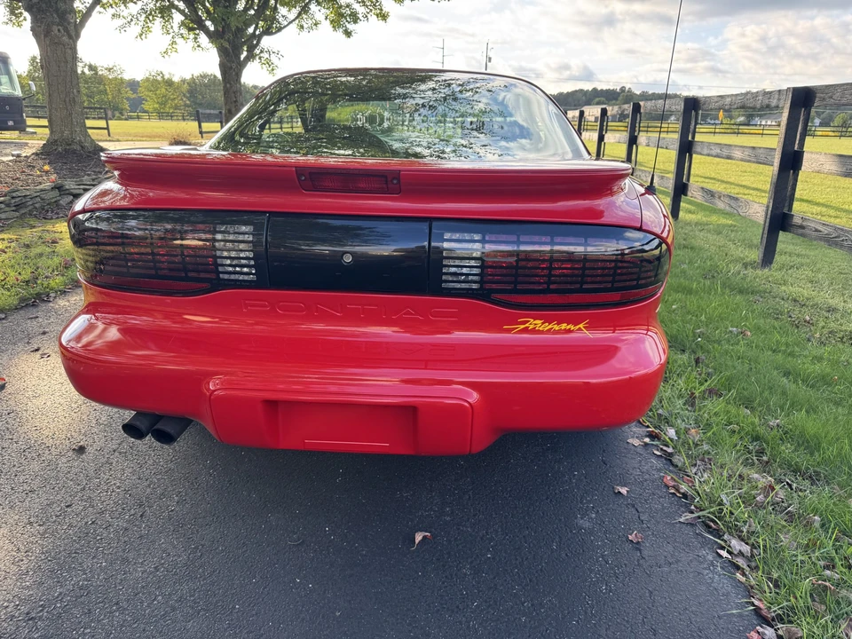 1994 Pontiac Firebird Trans Am 4th Gen - Image 10 of 31