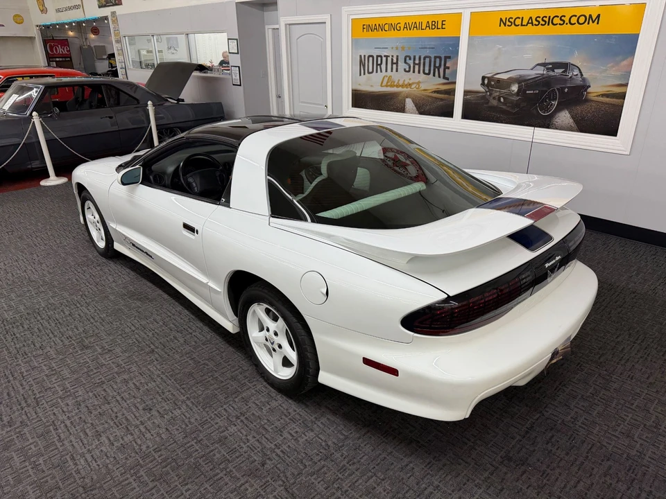 1994 Pontiac Firebird Trans Am 4th Gen - Image 3 of 31