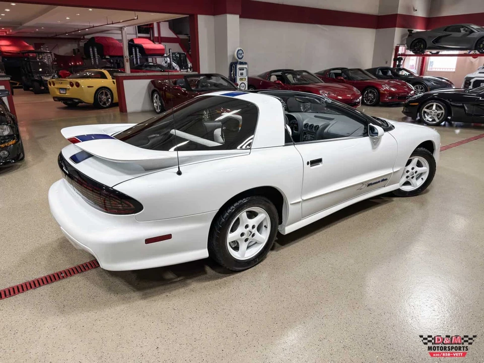 1994 Pontiac Firebird Trans Am 4th Gen - Image 5 of 31