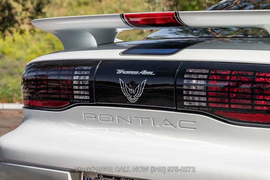1994 Pontiac Firebird Trans Am 4th Gen - Image 8 of 12