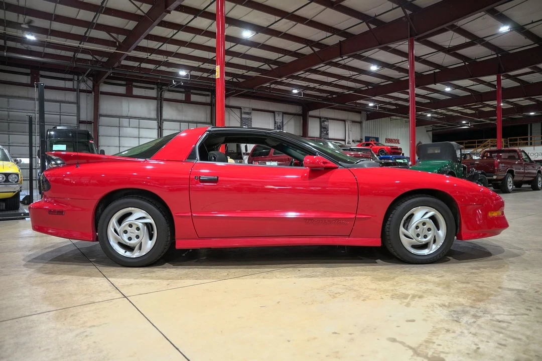 1994 Pontiac Firebird Trans Am 4th Gen - Image 10 of 12