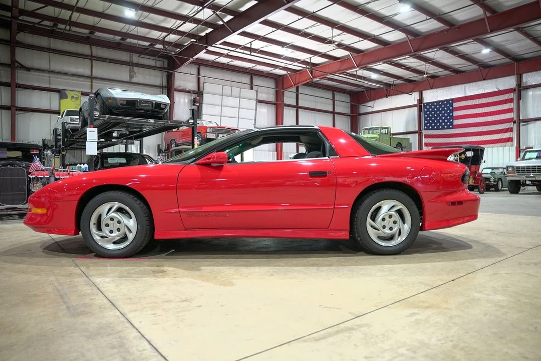 1994 Pontiac Firebird Trans Am 4th Gen - Image 4 of 12