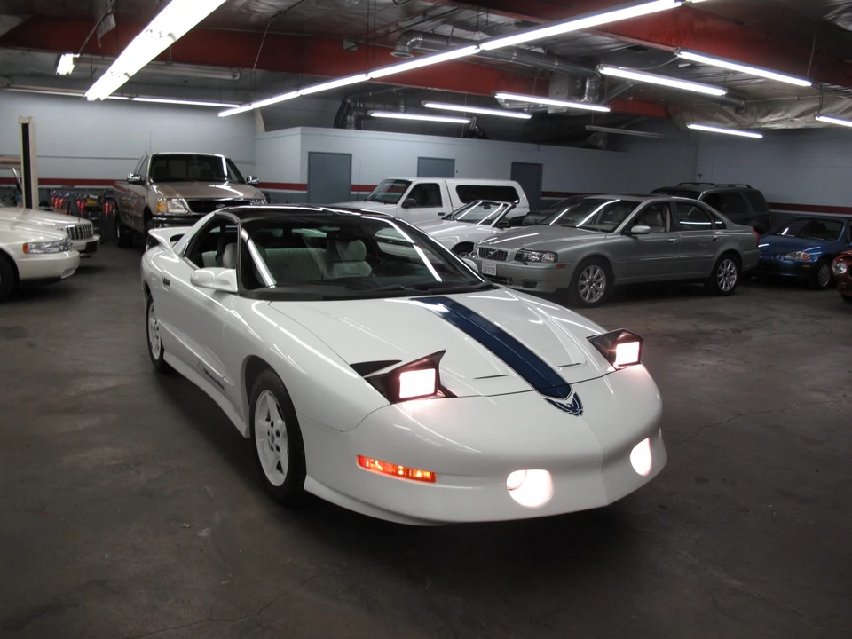 1994 Pontiac Firebird Trans Am 4th Gen - Image 9 of 31