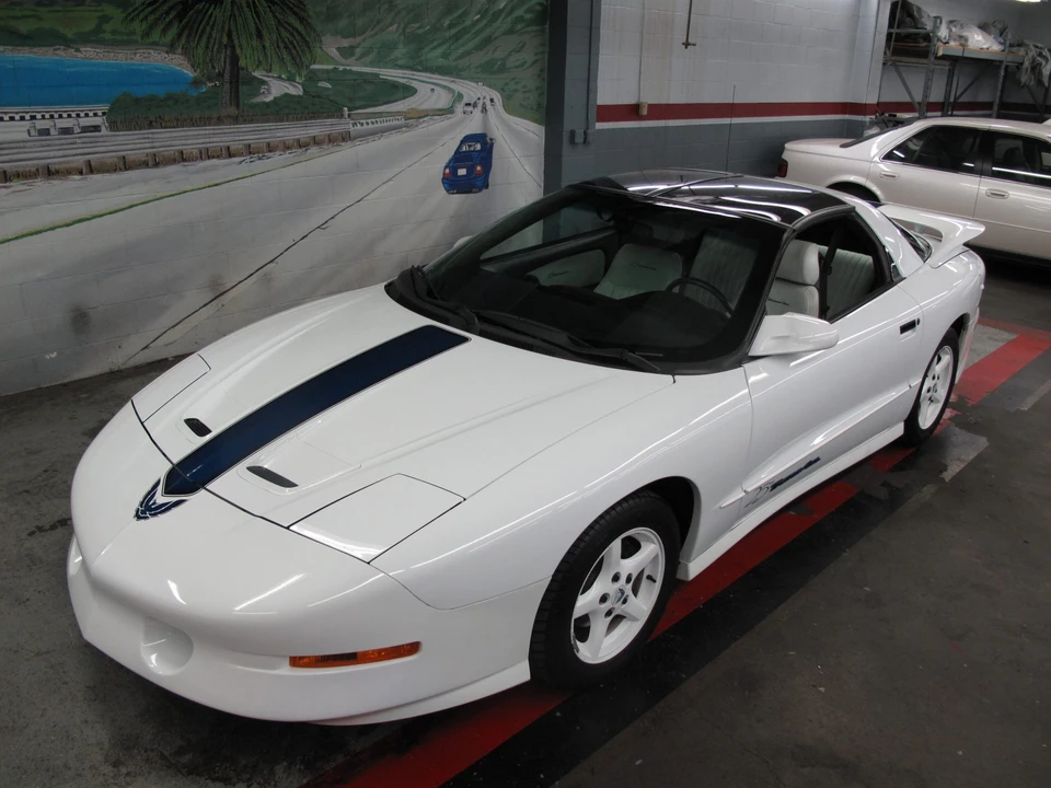 1994 Pontiac Firebird Trans Am 4th Gen - Image 5 of 31