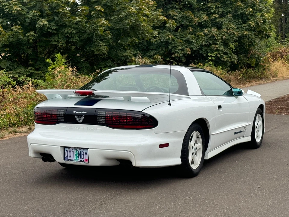 1994 Pontiac Firebird Trans Am 4th Gen - Image 10 of 31