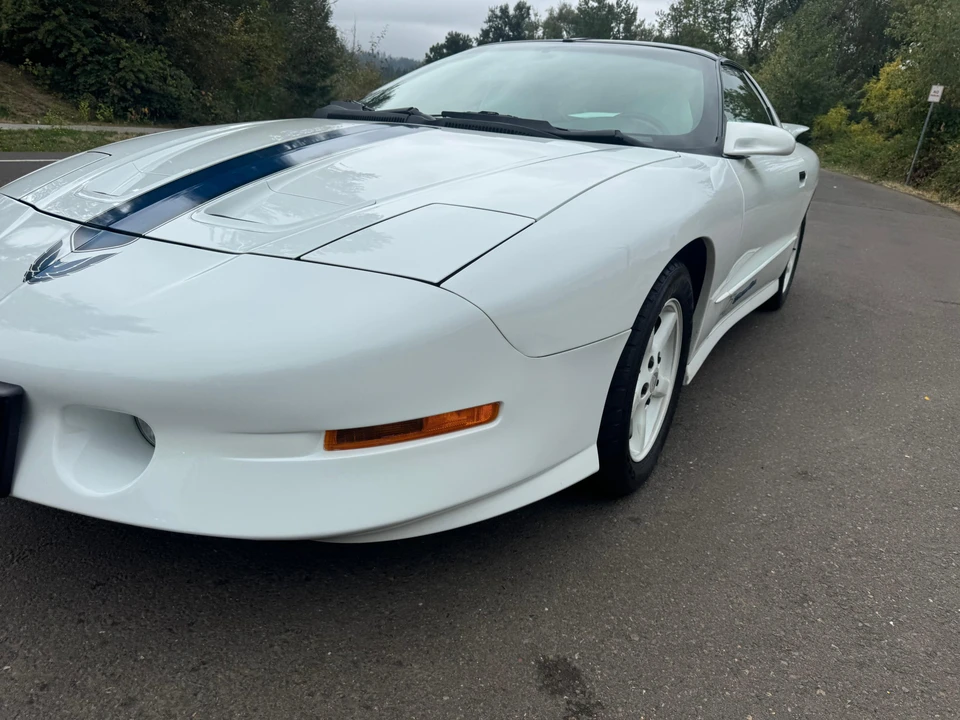 1994 Pontiac Firebird Trans Am 4th Gen - Image 14 of 31