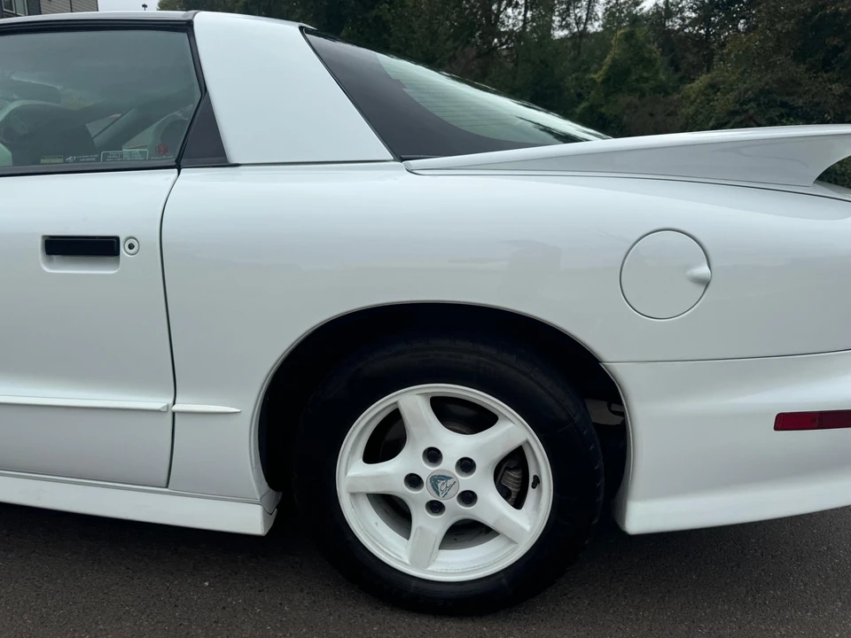 1994 Pontiac Firebird Trans Am 4th Gen - Image 24 of 31