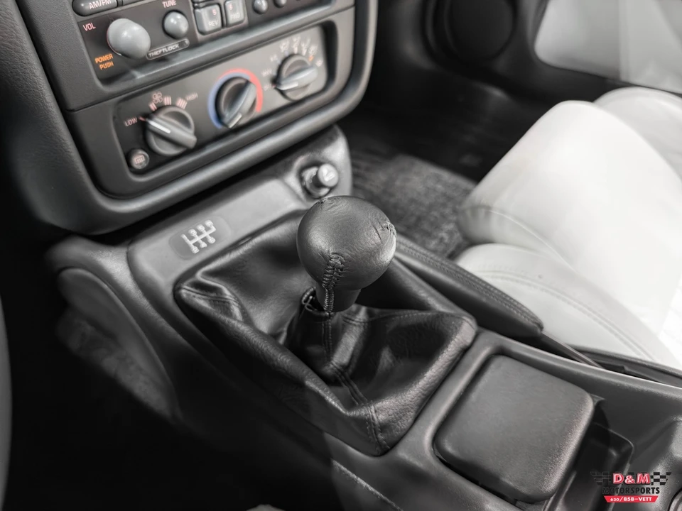 1994 Pontiac Firebird Trans Am 4th Gen - Image 18 of 31