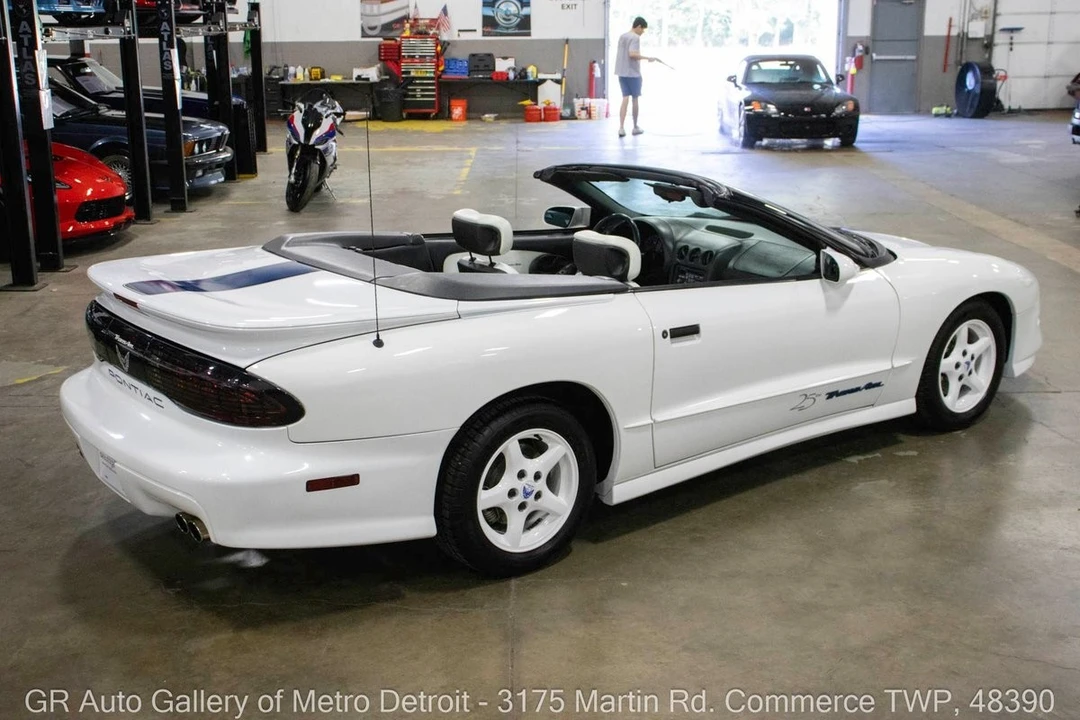 1994 Pontiac Firebird Trans Am 4th Gen - Image 8 of 21