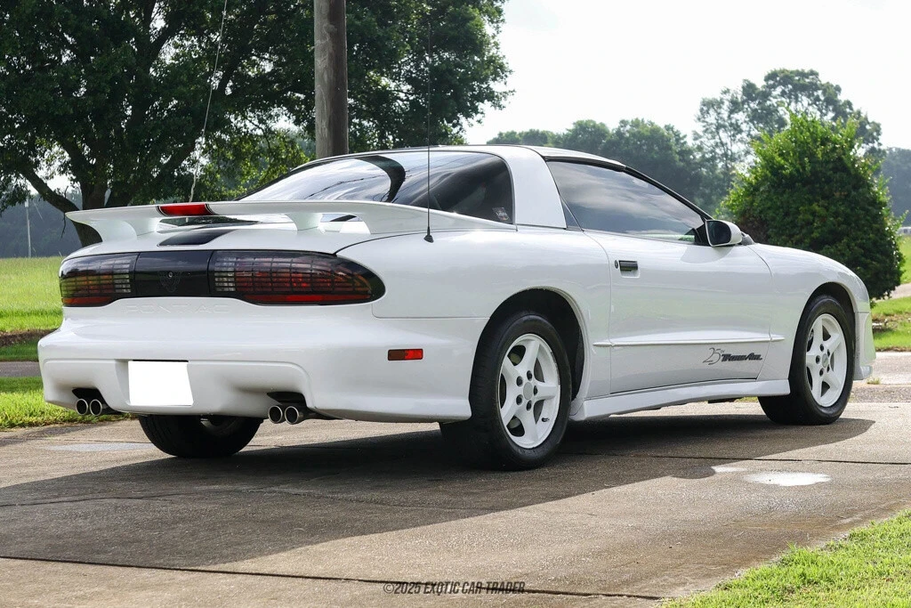 1994 Pontiac Firebird Trans Am 4th Gen - Image 8 of 12