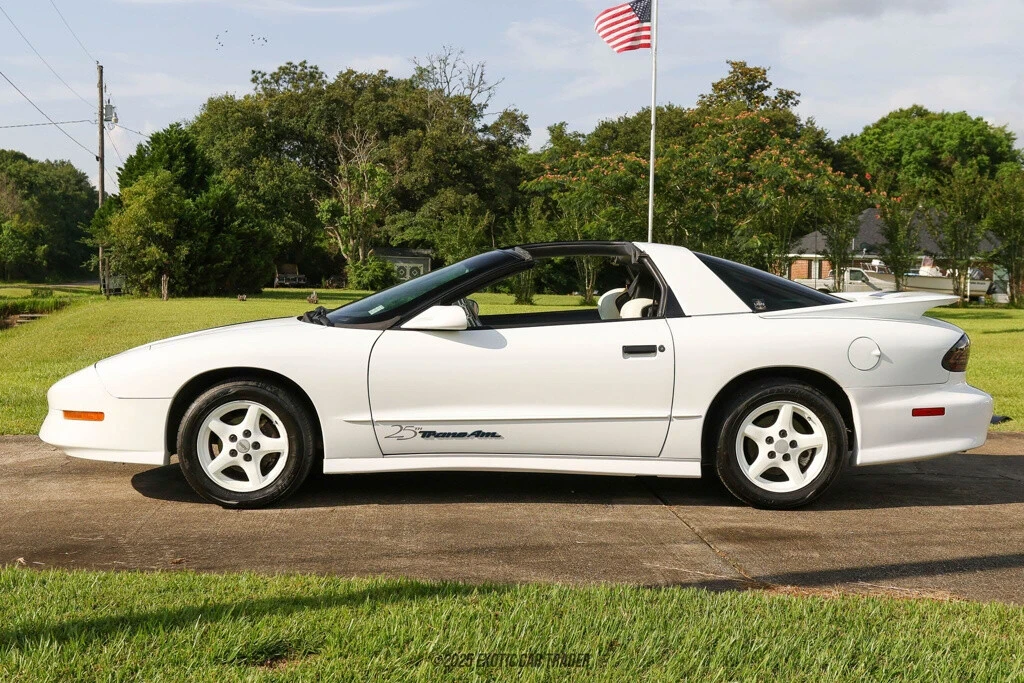 1994 Pontiac Firebird Trans Am 4th Gen - Image 3 of 12