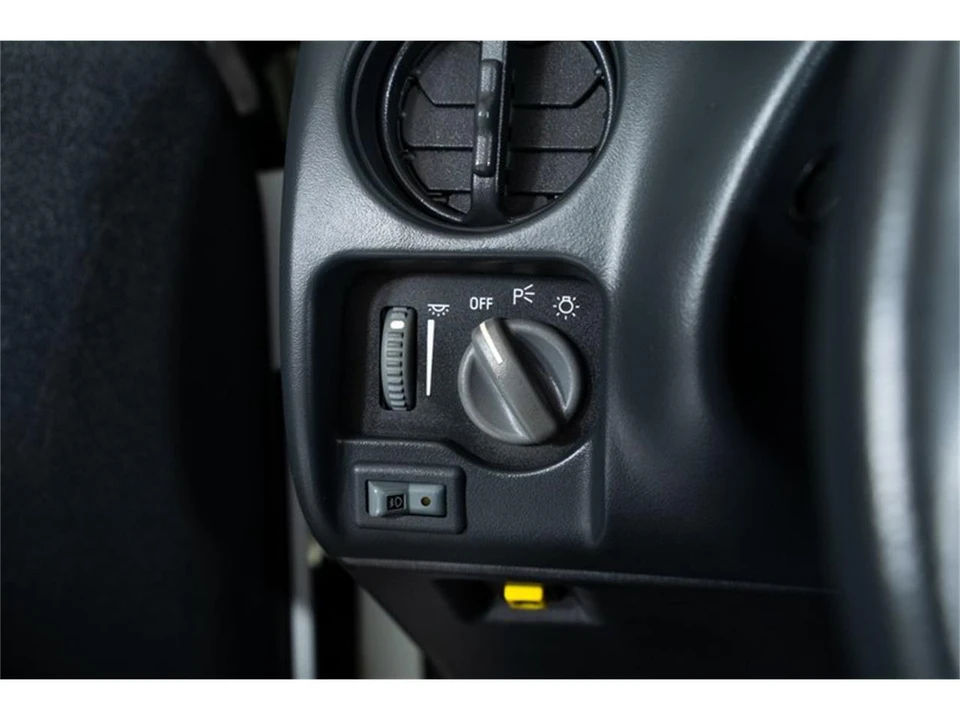 1994 Pontiac Firebird Trans Am 4th Gen - Image 23 of 31