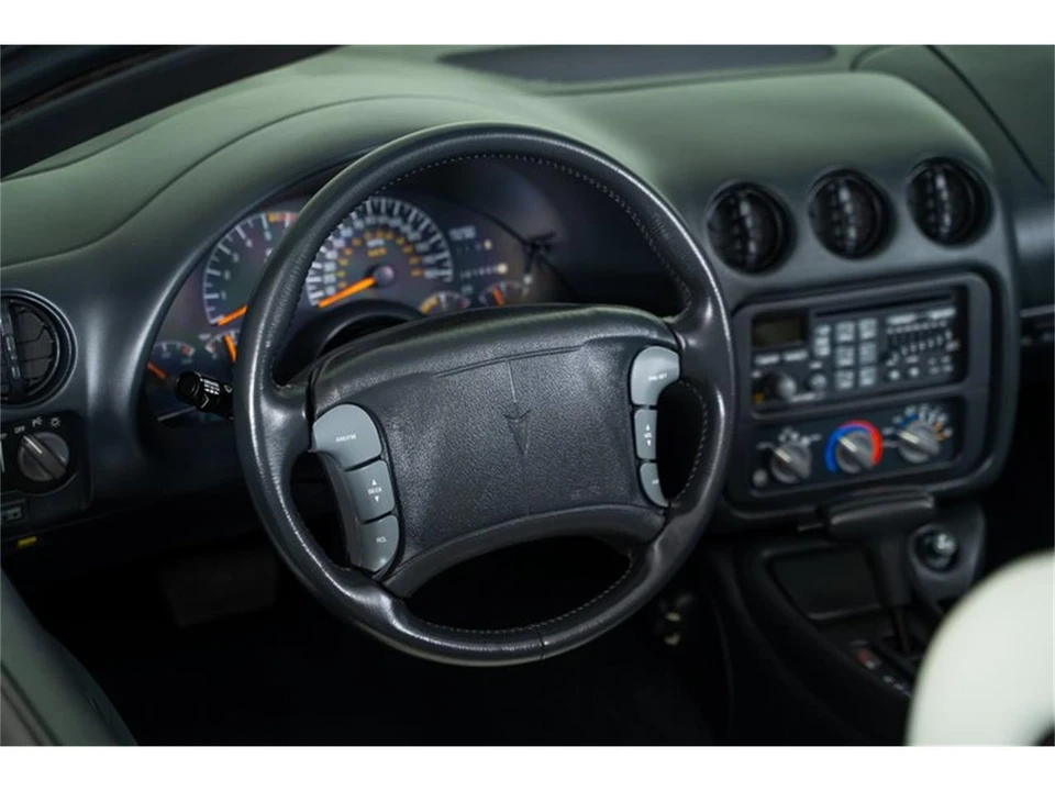 1994 Pontiac Firebird Trans Am 4th Gen - Image 21 of 31