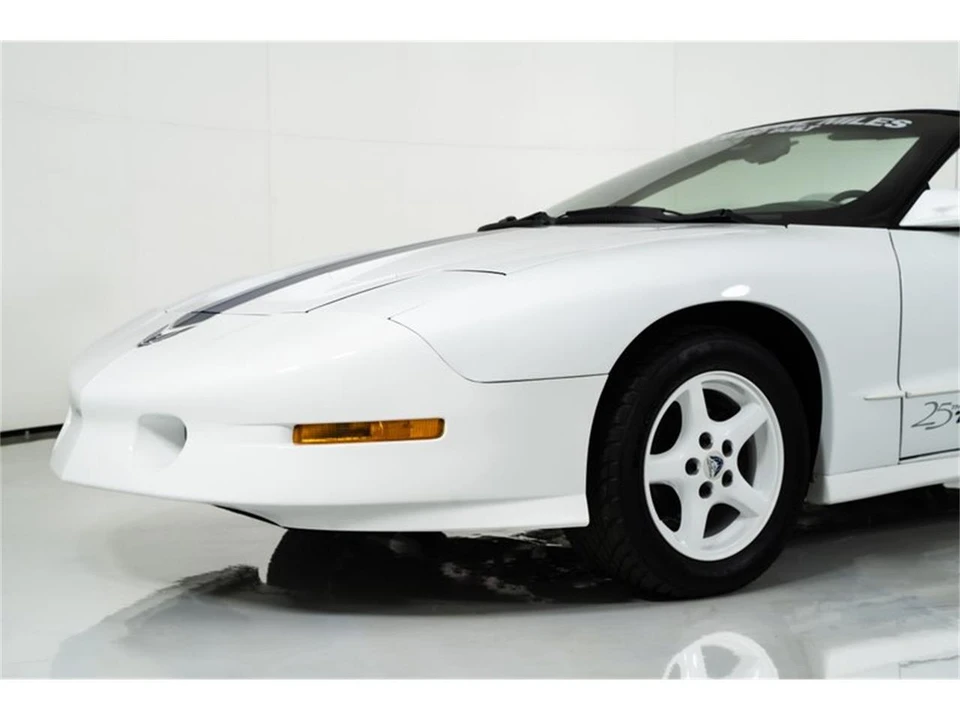 1994 Pontiac Firebird Trans Am 4th Gen - Image 4 of 31