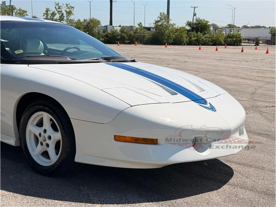 1994 Pontiac Firebird Trans Am 4th Gen - Image 6 of 31