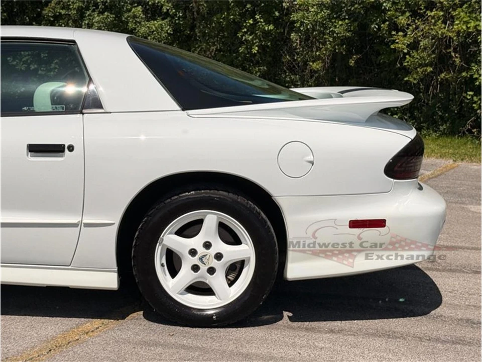 1994 Pontiac Firebird Trans Am 4th Gen - Image 12 of 31