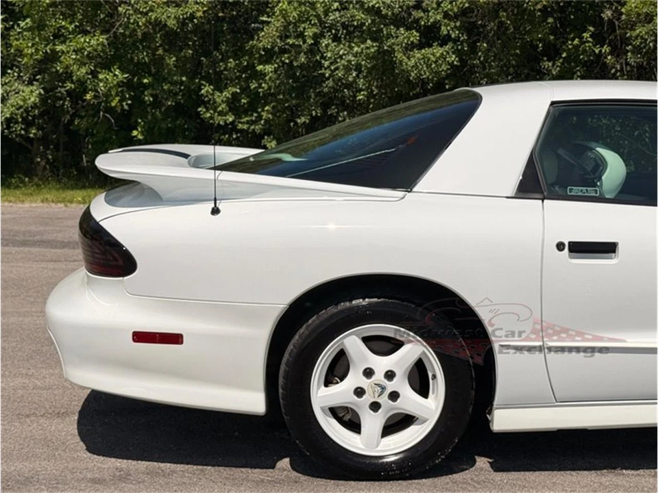 1994 Pontiac Firebird Trans Am 4th Gen - Image 29 of 31