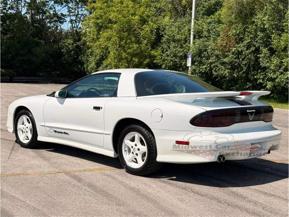 1994 Pontiac Firebird Trans Am 4th Gen - Image 14 of 31