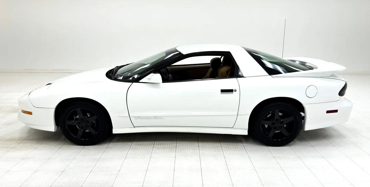 1994 Pontiac Firebird Trans Am 4th Gen - Image 2 of 12