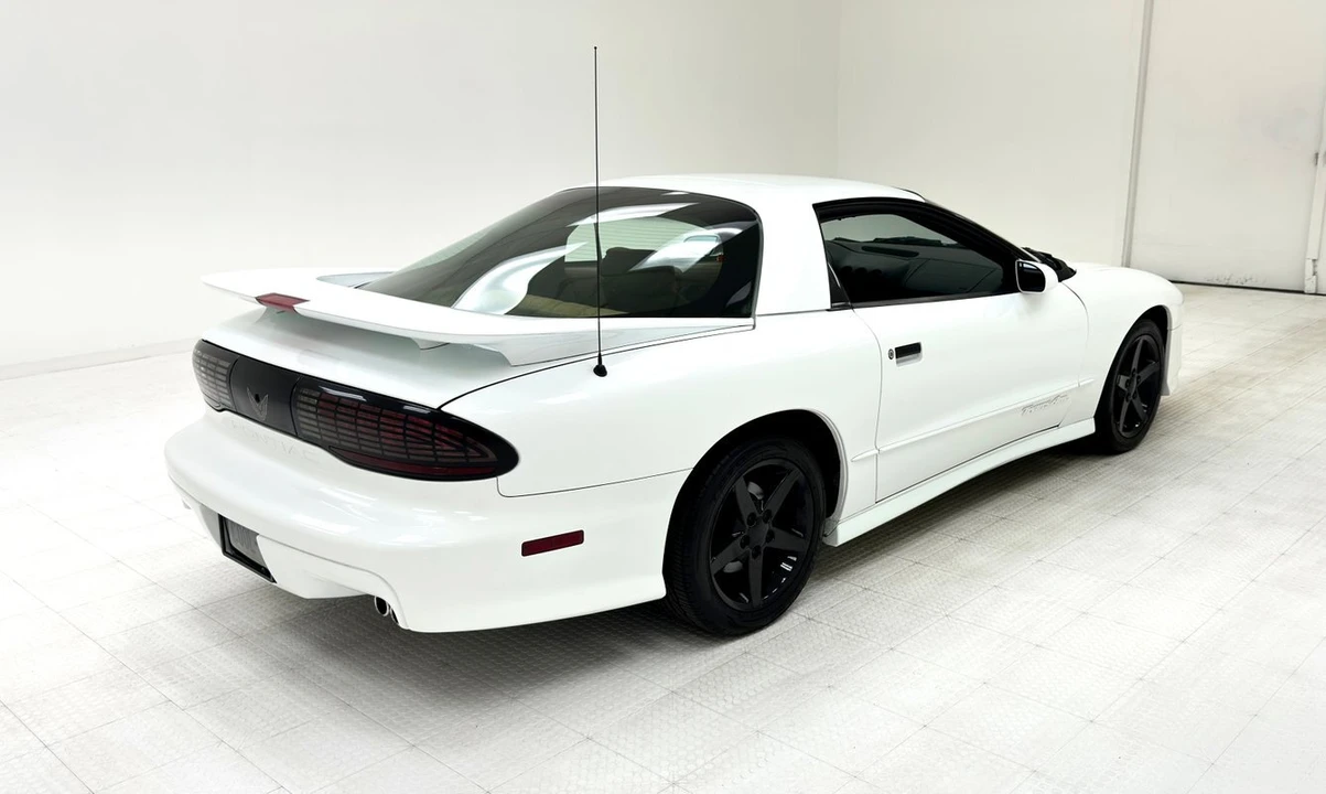 1994 Pontiac Firebird Trans Am 4th Gen - Image 5 of 12