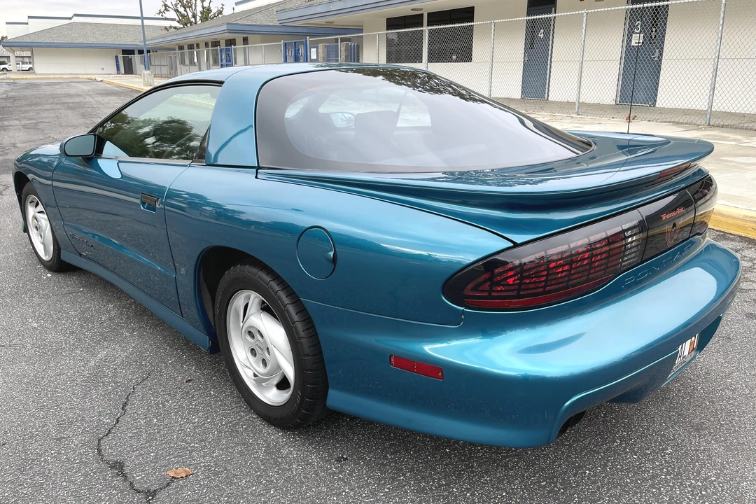 1994 Pontiac Firebird Trans Am 4th Gen - Image 4 of 31