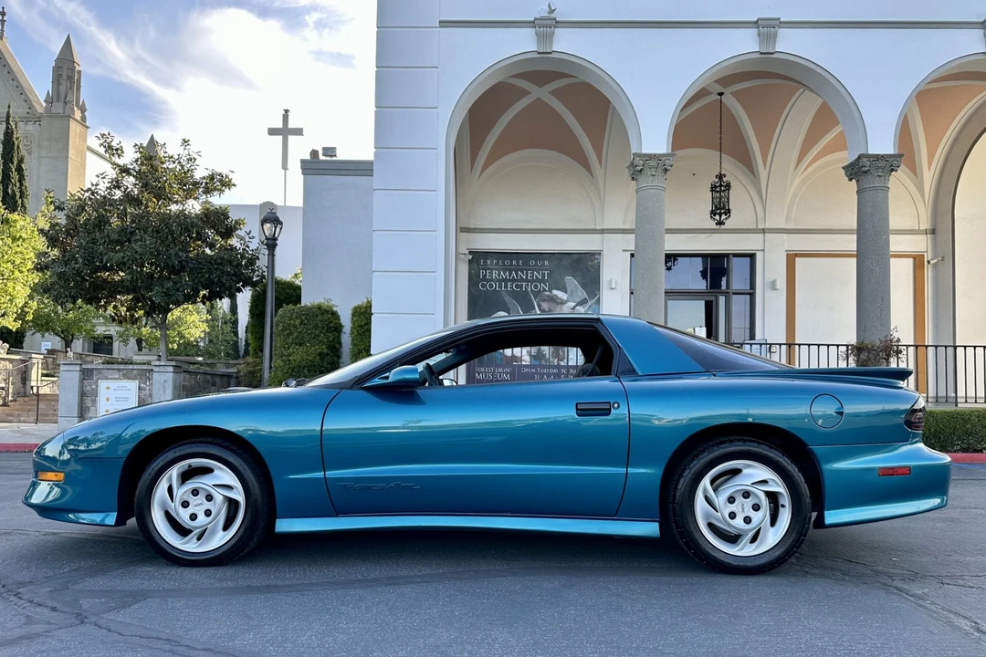 1994 Pontiac Firebird Trans Am 4th Gen - Image 12 of 31