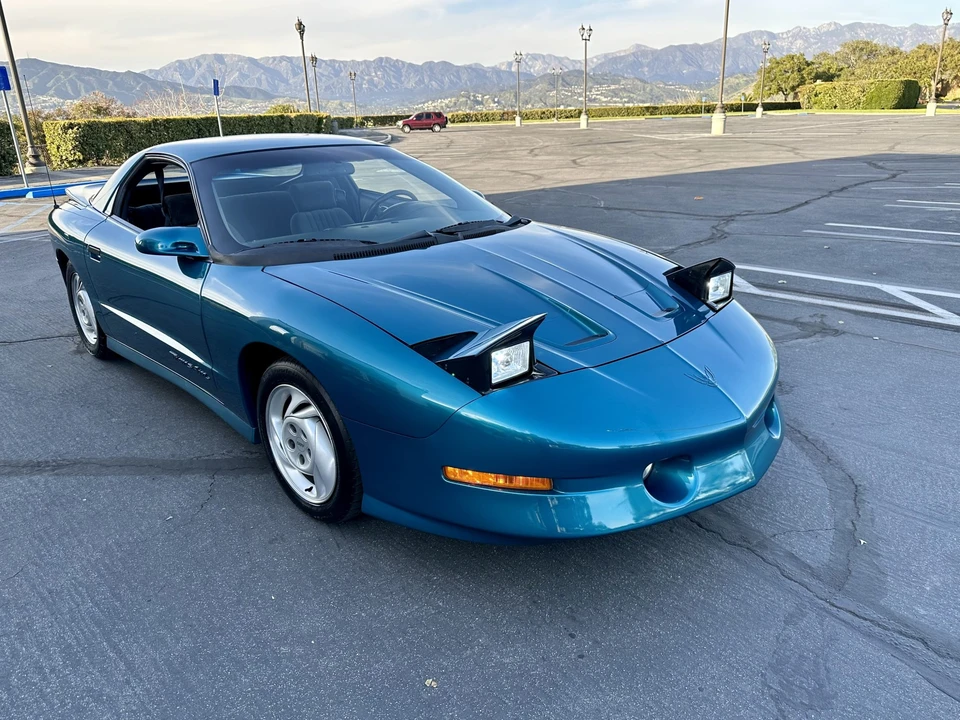 1994 Pontiac Firebird Trans Am 4th Gen - Image 22 of 31