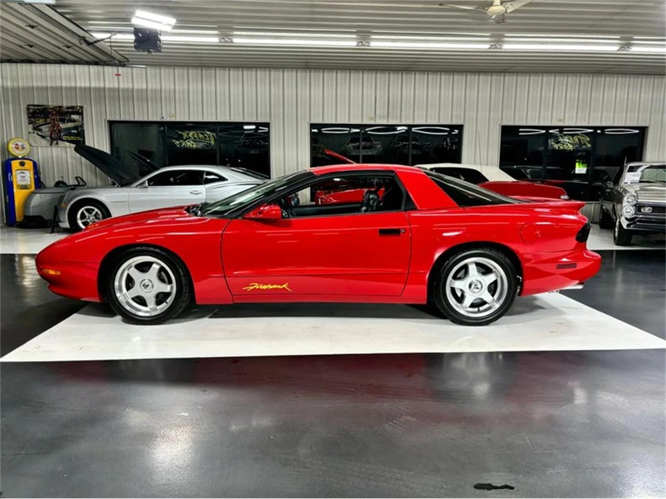 1994 Pontiac Firebird Trans Am 4th Gen - Image 14 of 31