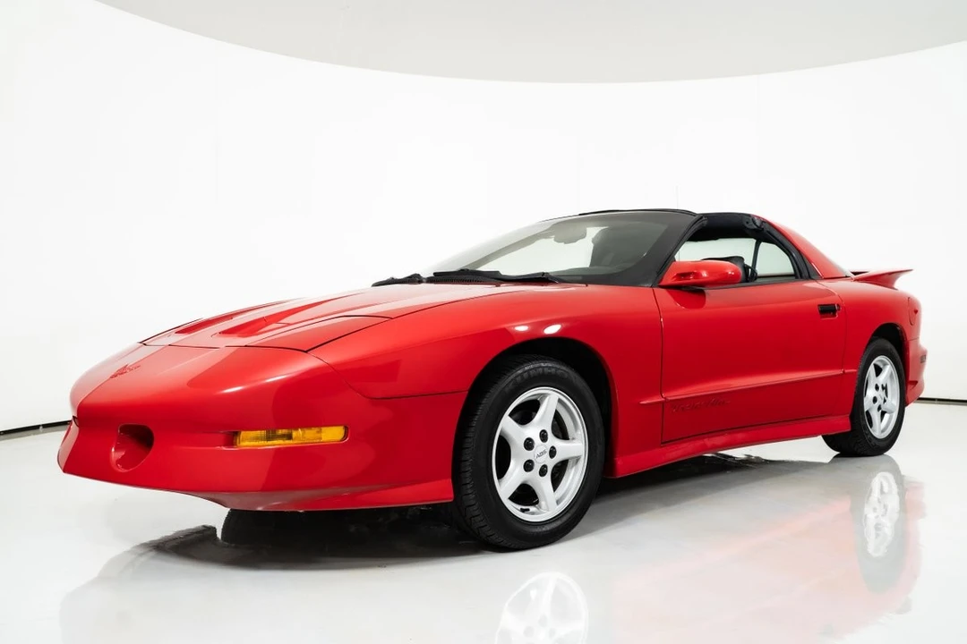 1994 Pontiac Firebird Trans Am 4th Gen - Image 4 of 12