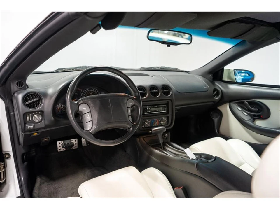 1994 Pontiac Firebird Trans Am 4th Gen - Image 11 of 31