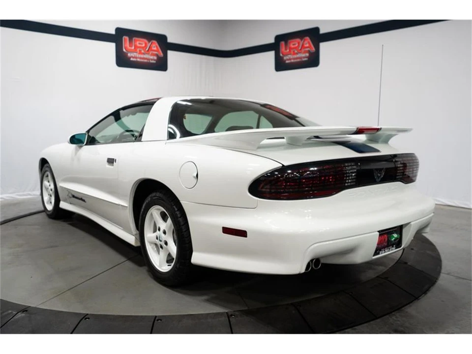 1994 Pontiac Firebird Trans Am 4th Gen - Image 8 of 31