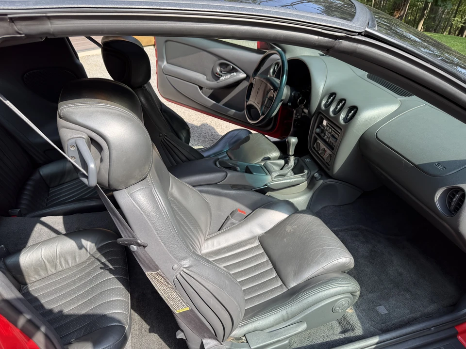 1994 Pontiac Firebird Trans Am 4th Gen - Image 11 of 16